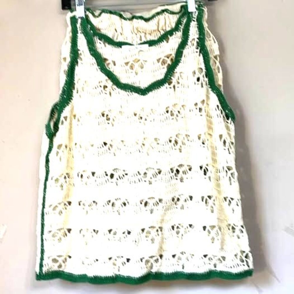 Listicle vintage boho crocheted set, shorts and top! One of a kind , greentrim S